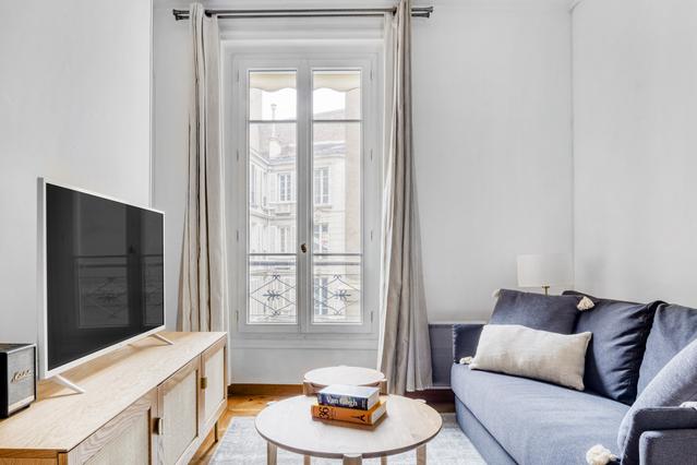 Appartement 1 pièce à Rue du Cherche-Midi