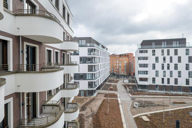 Schlesingerstraße, Charlottenburg - 3 Bedroom - 2 Bath