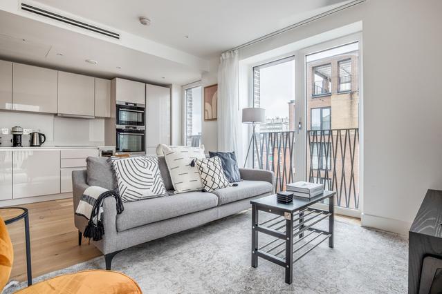 Elliston Apartments, Glade Path, London Borough of Southwark - 1 Bedroom - 1 Bath